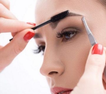 بهترین مرکز میکروبلیدینگ با قیمت مناسب