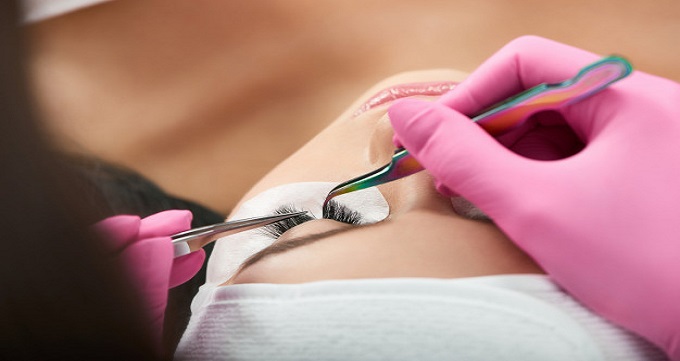 نکات مهم درباره کاشت مژه